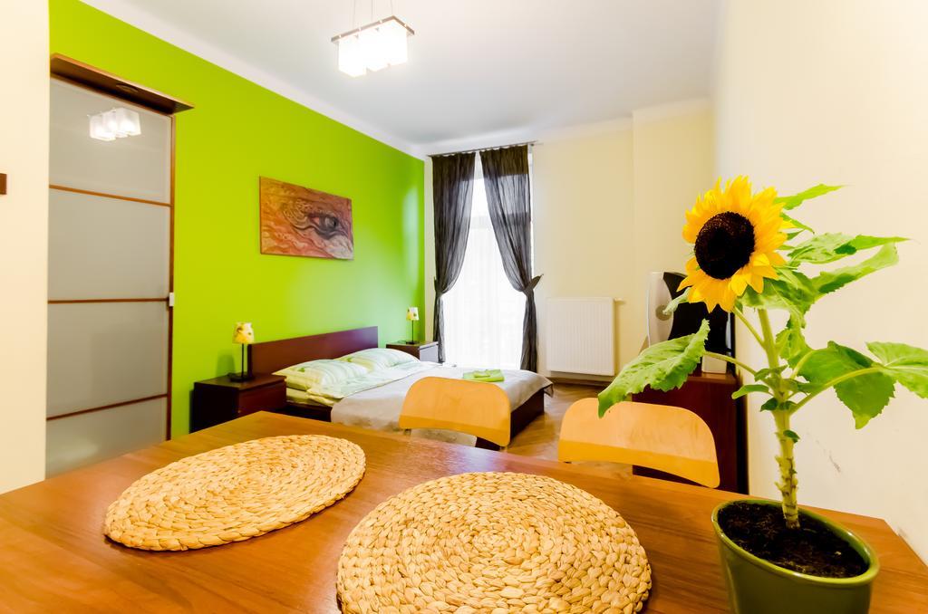 Fantasia Apartments Краків Екстер'єр фото