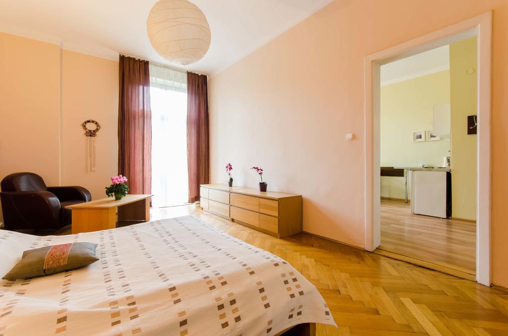 Fantasia Apartments Краків Екстер'єр фото
