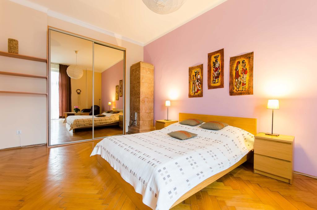 Fantasia Apartments Краків Екстер'єр фото